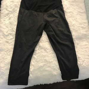 Maternity full panel crossback capris